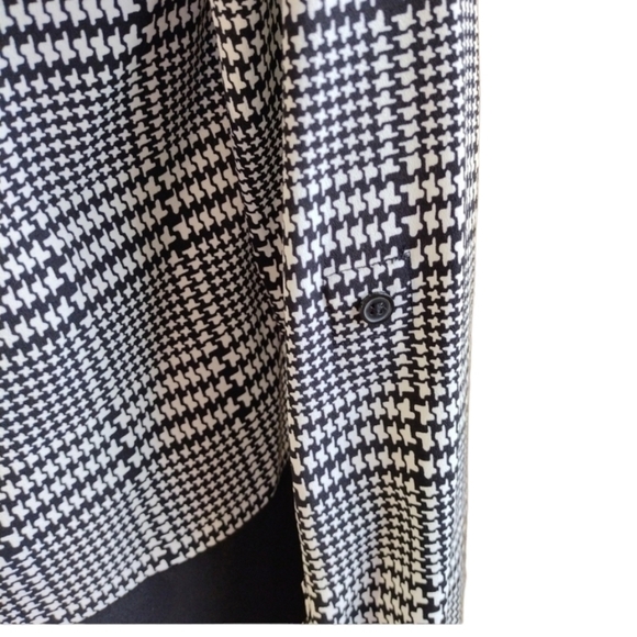 Talbots Houndstooth Blouse - Picture 3 of 5